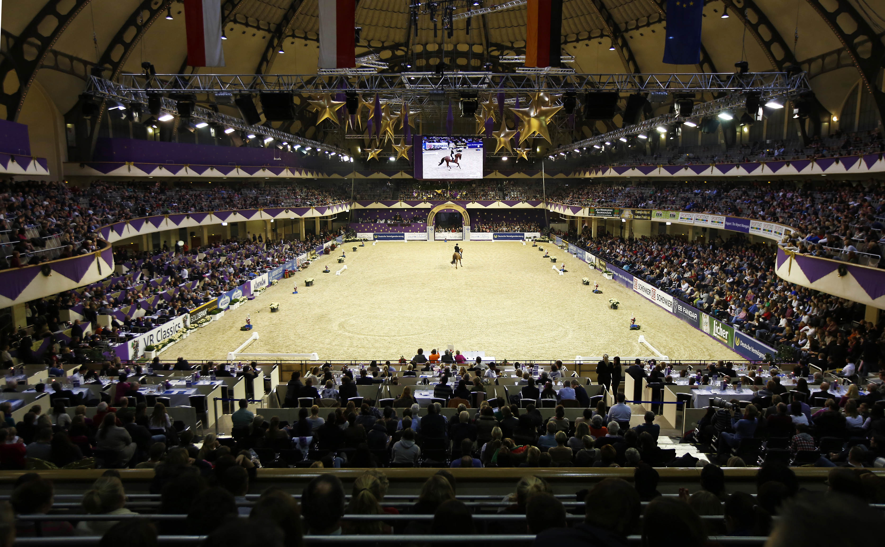 Festhalle - Horse riding contest