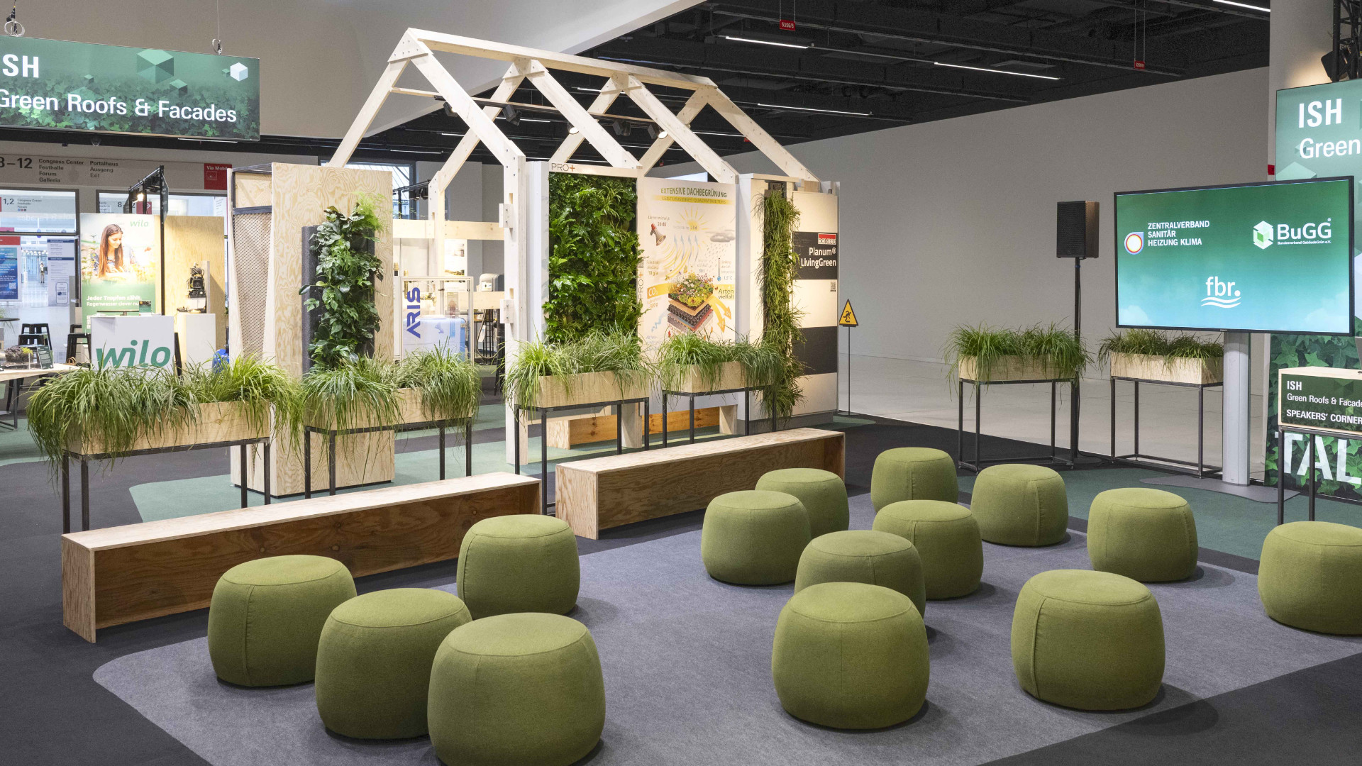 Green Roofs & Facades Areal