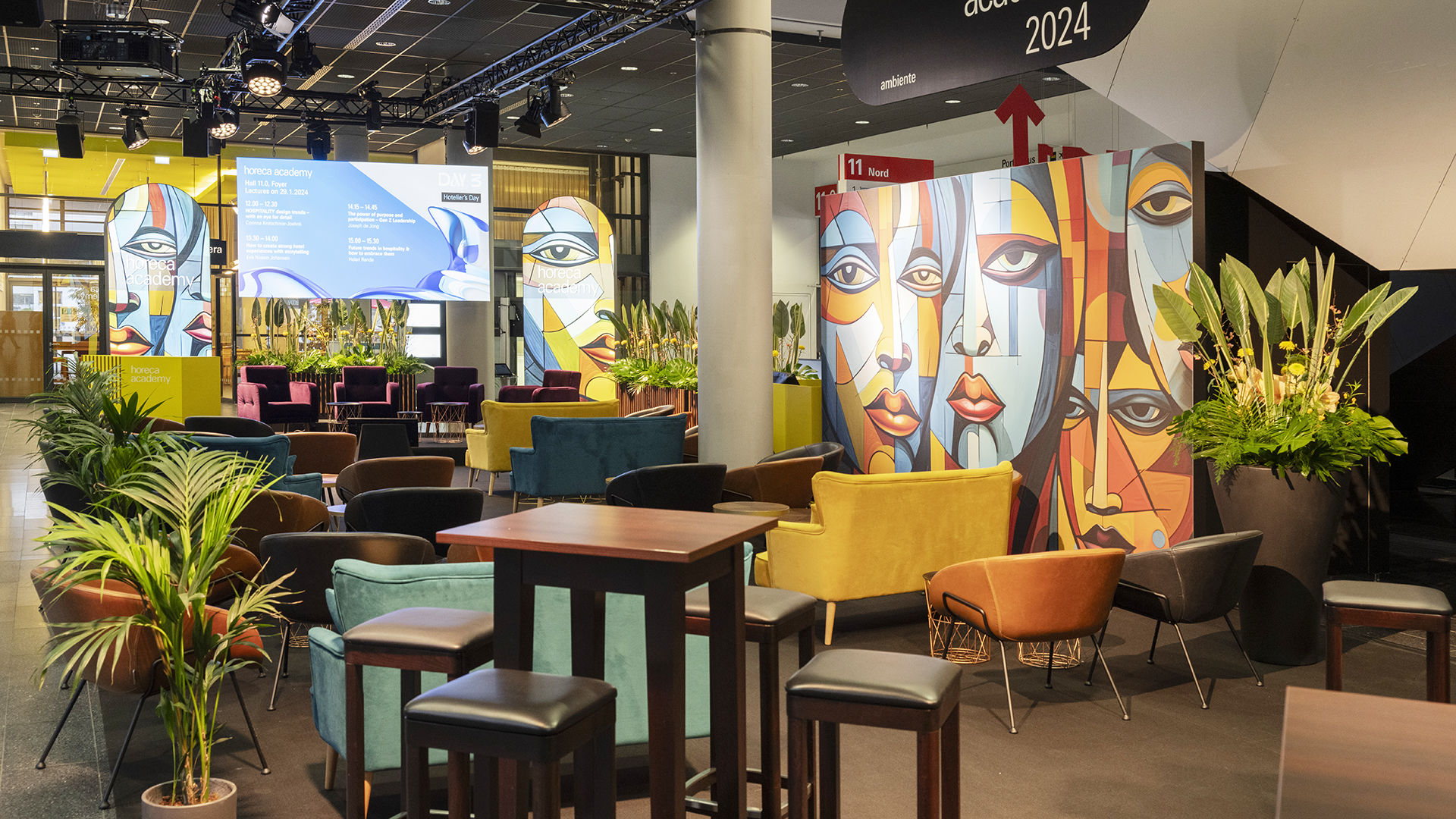 Sitzbereich der Bühne HoReCa auf der Ambiente 2024