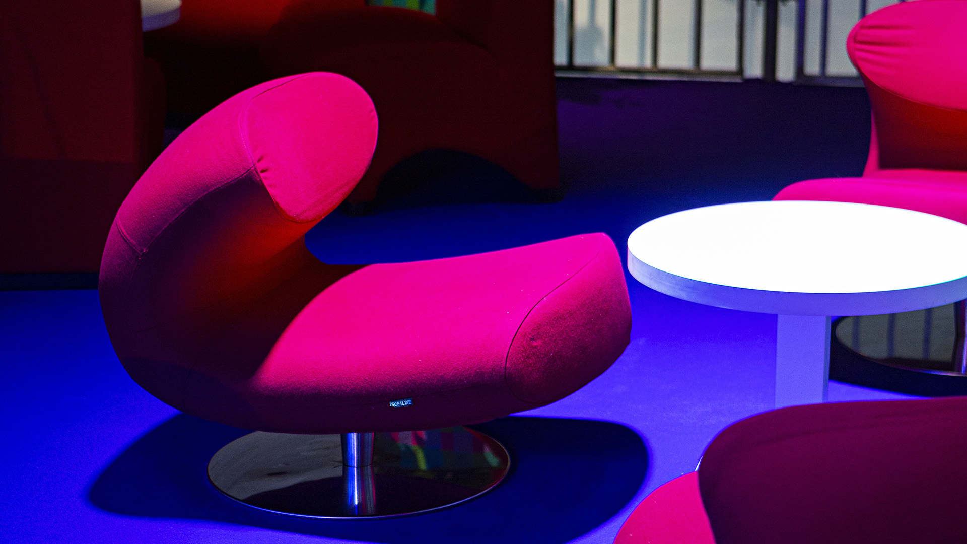 Seating area of the Maximum Glam Bar / Heimtextil 2020